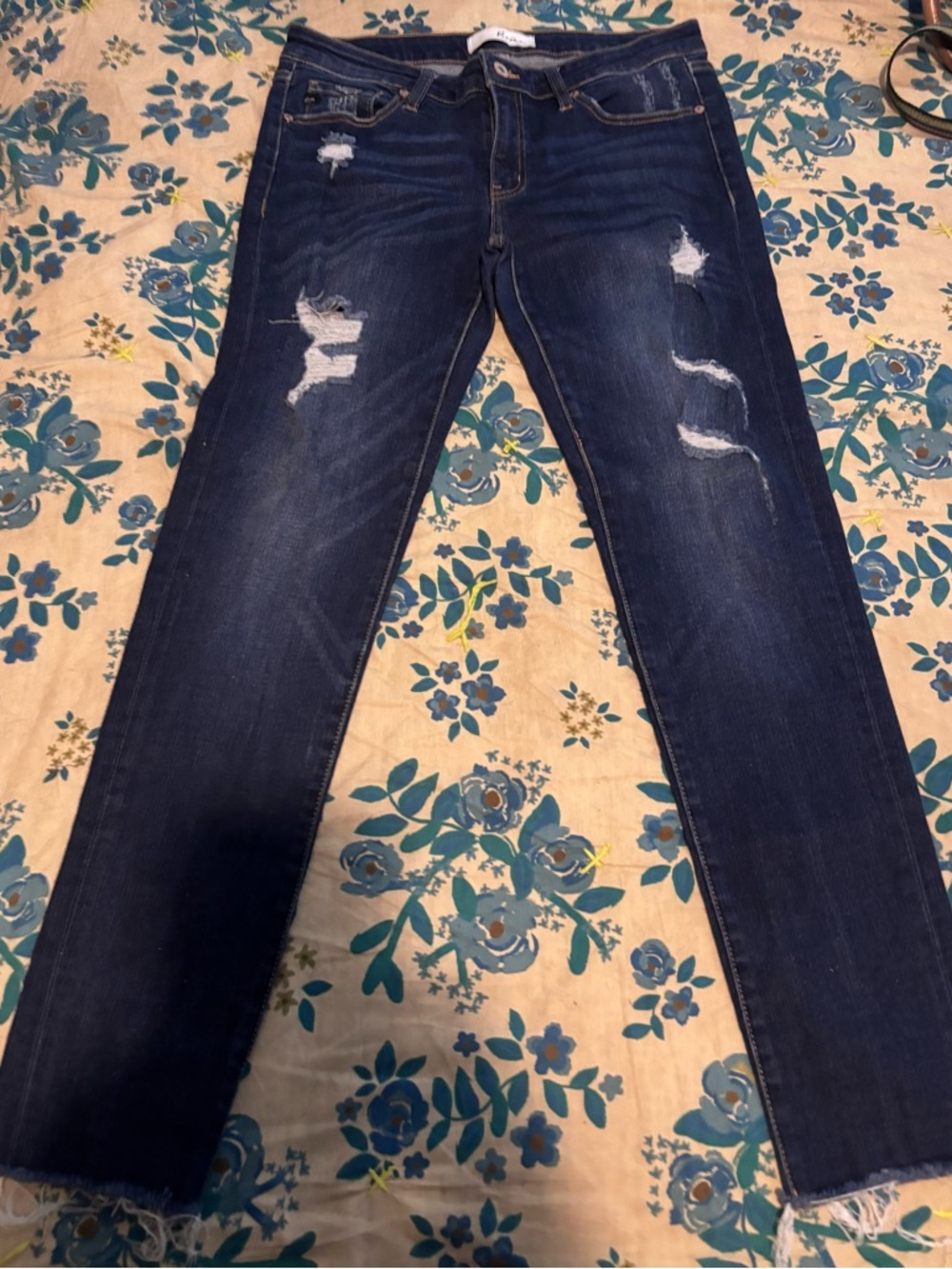 KanCan Dark Blue Distressed Ankle Skinny Jeans size 11/29